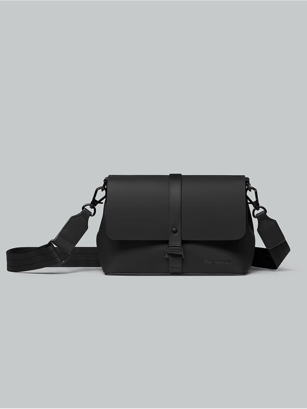Gaston‎ Luga GL X Nikon Crossbody